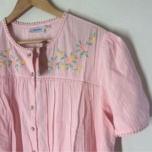 National Sz Petite XL Embroidered Patio House Dress Gown Pink Pearl Snap
